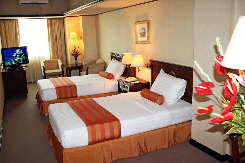 Networld Hotel Spa And Casino Pasay Eksteriør billede